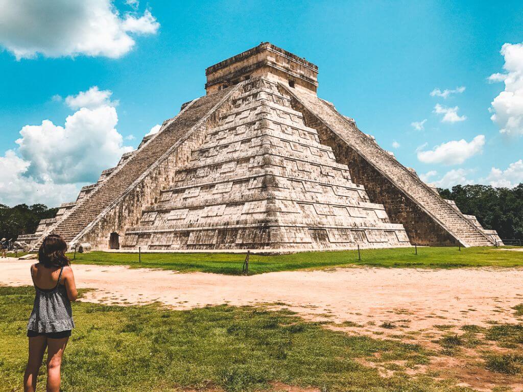 Chichen Itza is one of the most important mayan ruins in Yucatan