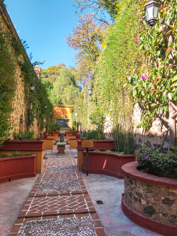 Ex Hacienda San Gabriel Barrera garden