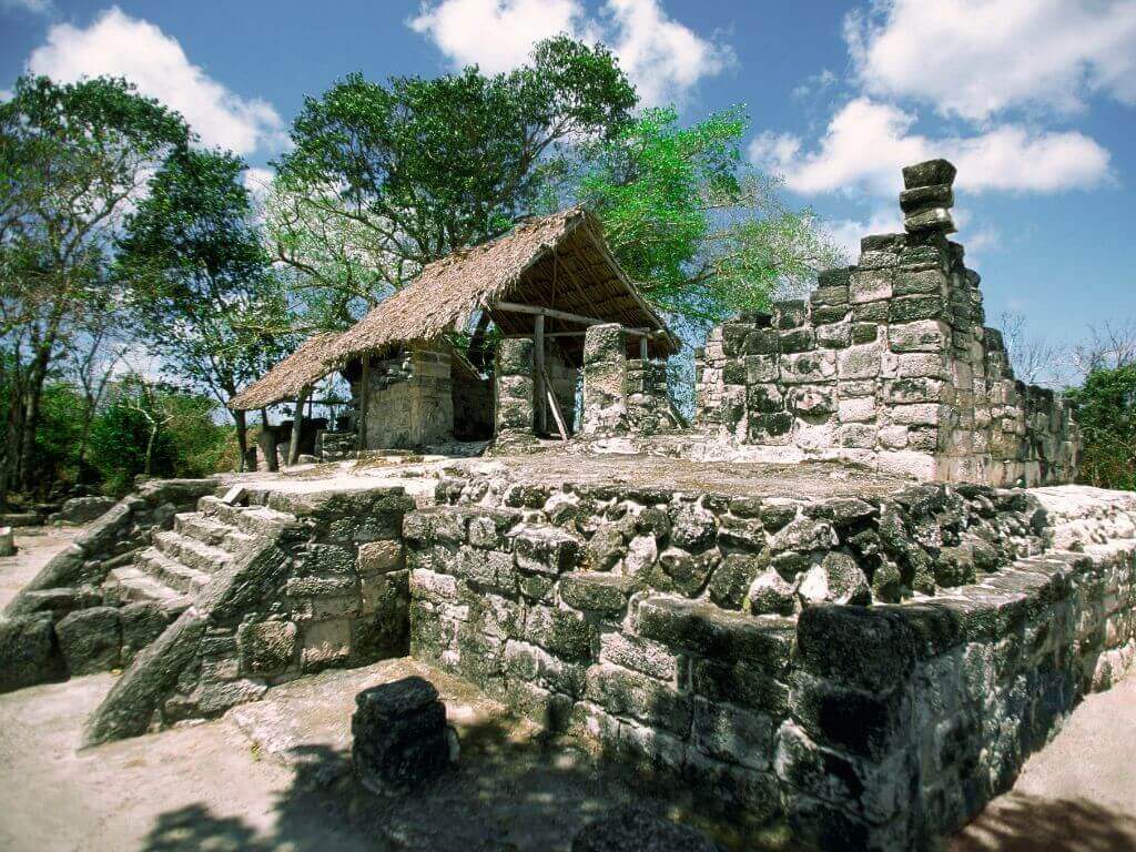 The San Gervasio Mayan ruins are a fascinating place to visit on Cozumel