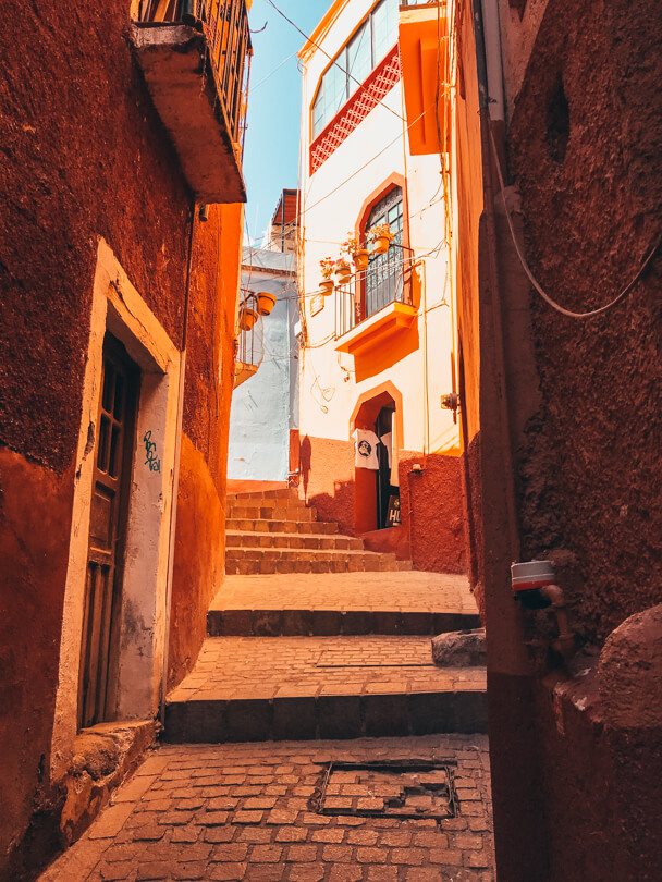 You never know what you'll find in one of Guanajuato's callejones